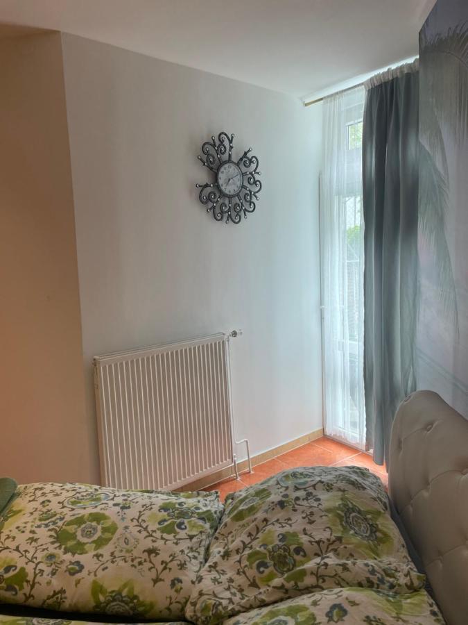 Hostel Viktoria Wiedeń Zewnętrze zdjęcie
