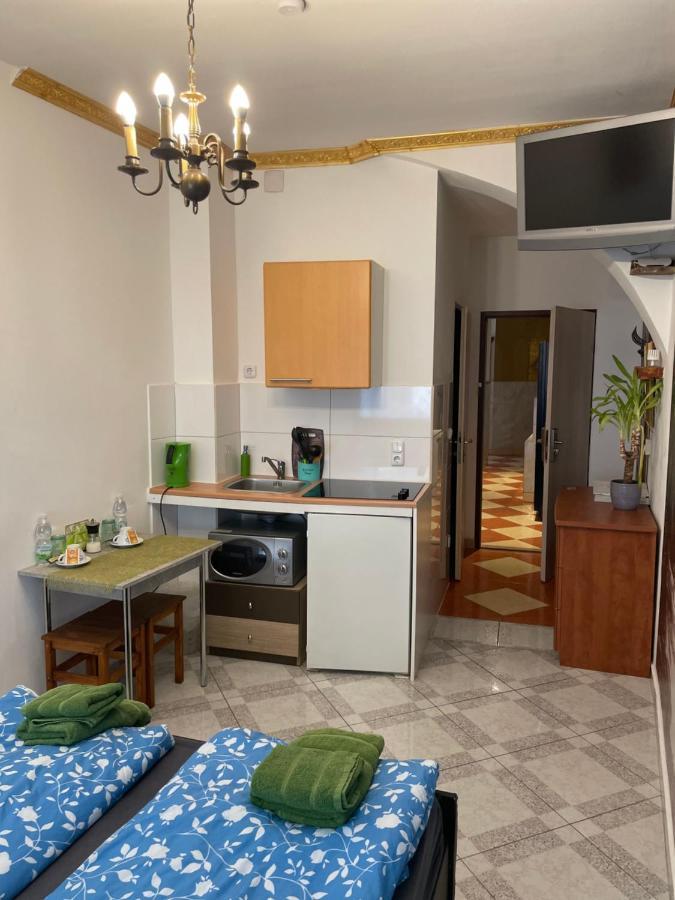 Hostel Viktoria Wiedeń Zewnętrze zdjęcie