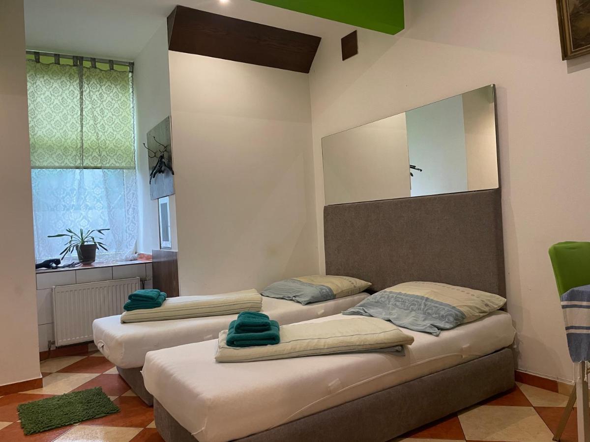 Hostel Viktoria Wiedeń Zewnętrze zdjęcie
