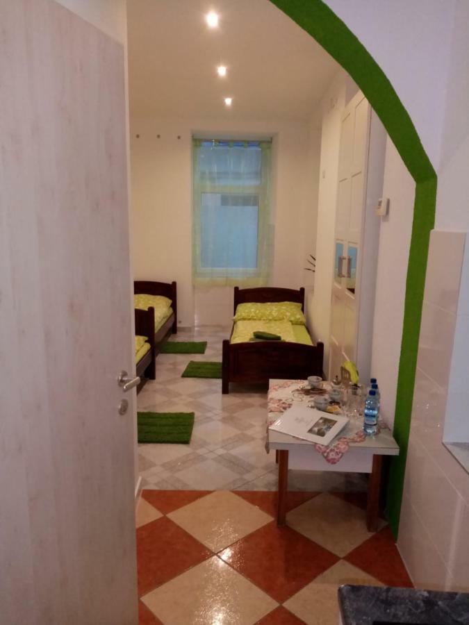 Hostel Viktoria Wiedeń Zewnętrze zdjęcie