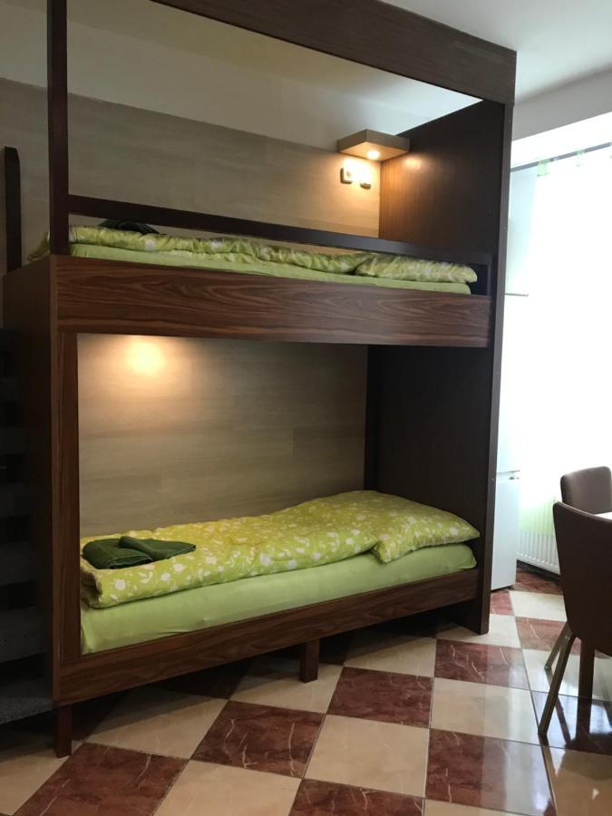Hostel Viktoria Wiedeń Zewnętrze zdjęcie